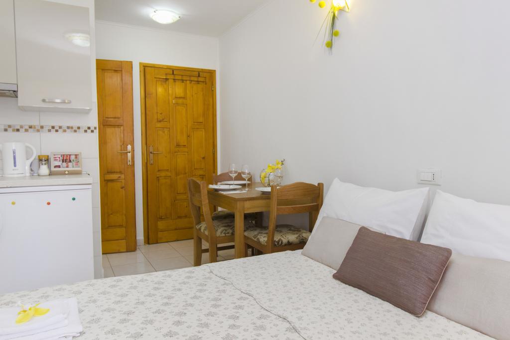 Top City Center Apartments Σίμπενικ Εξωτερικό φωτογραφία