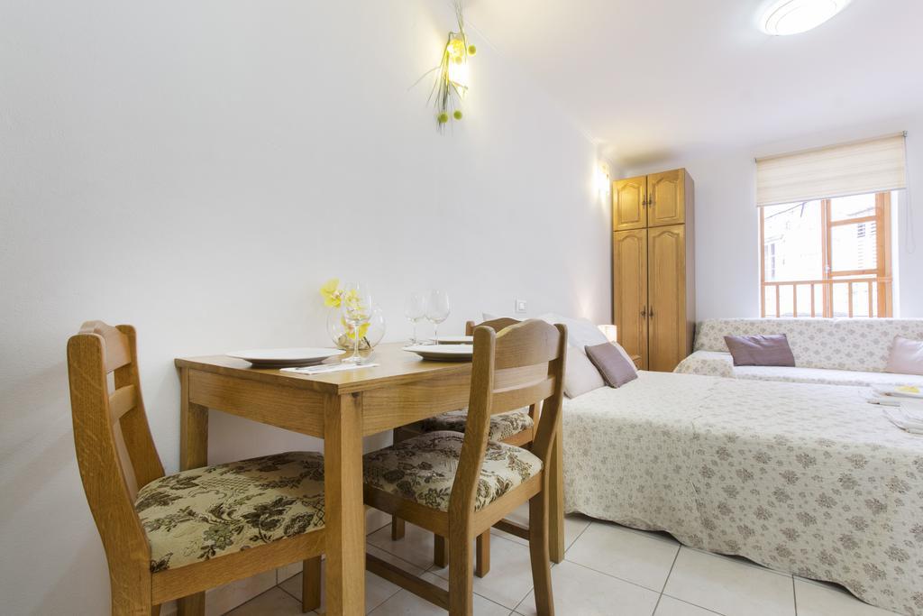 Top City Center Apartments Σίμπενικ Εξωτερικό φωτογραφία